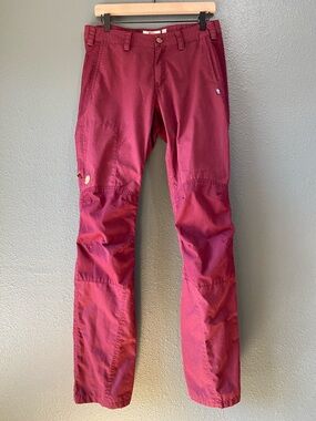 Fjallraven G-1000 Nilla Trousers Women's Size 29  Wine / Burgundy Inseam 34
